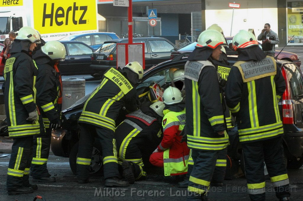 VU Koeln Bayenthal Schoenhauserstr P009.jpg